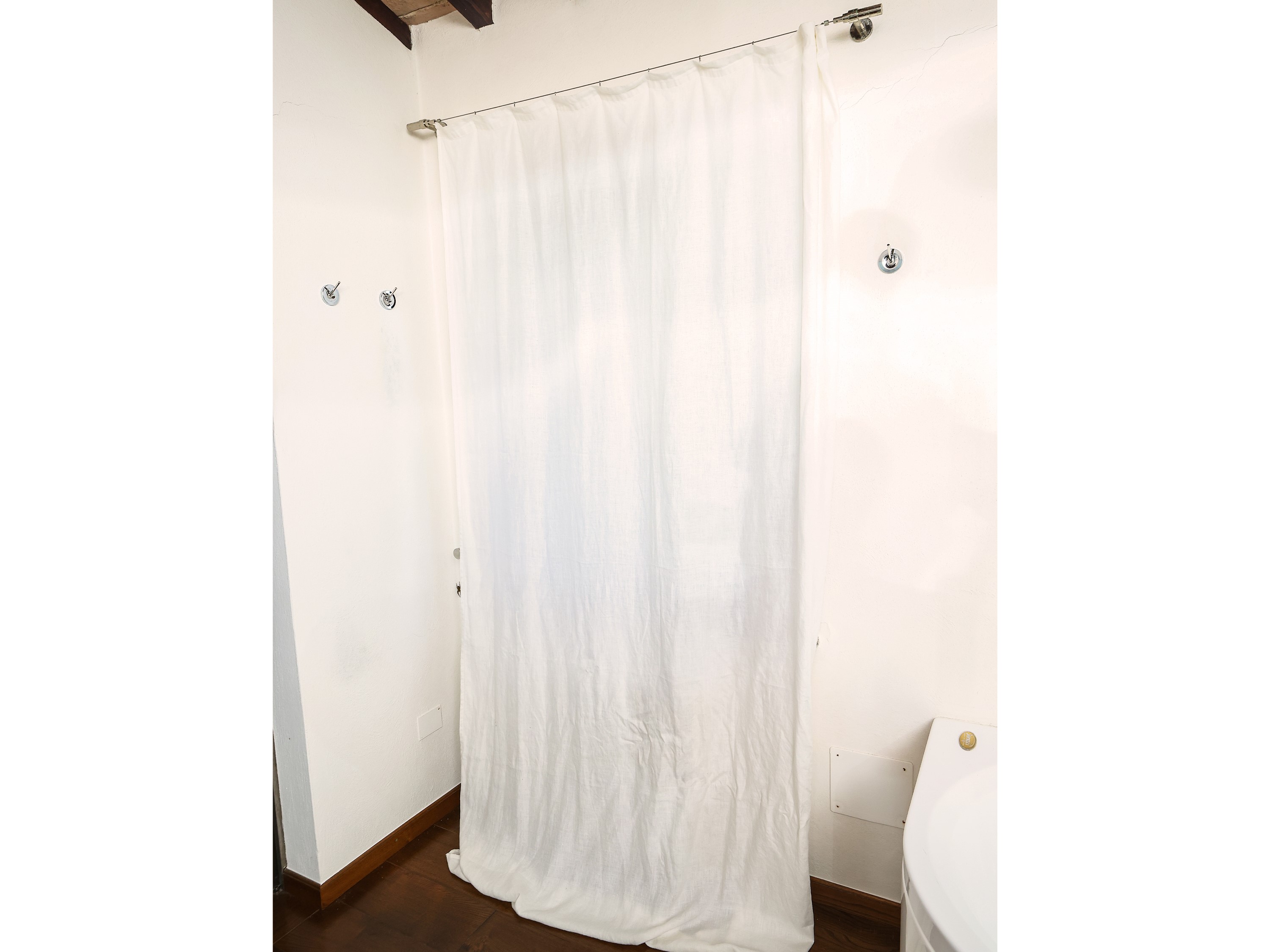 Lotto di Complementi di Arredo per Stanza da Bagno