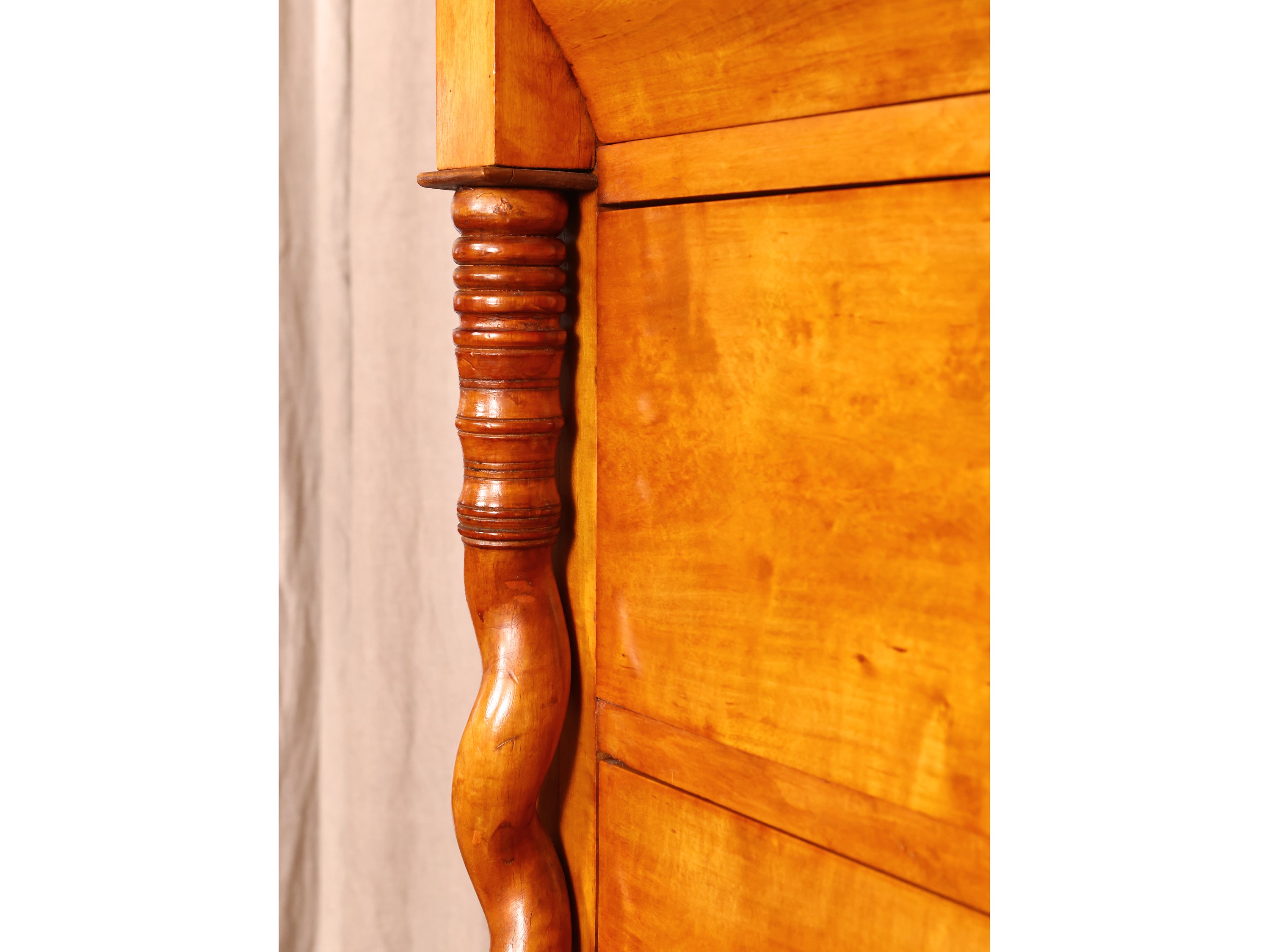 Cassettone in Legno di Pioppo