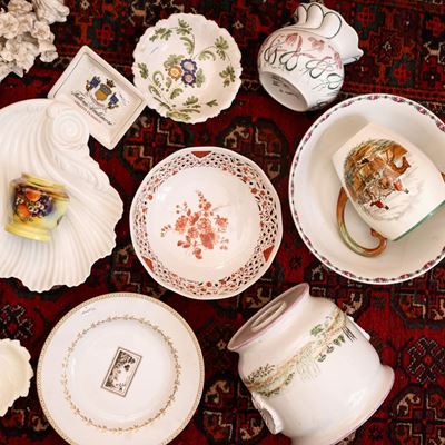 Assortimento di Accessori da Tavola in Porcellana e Terraglia