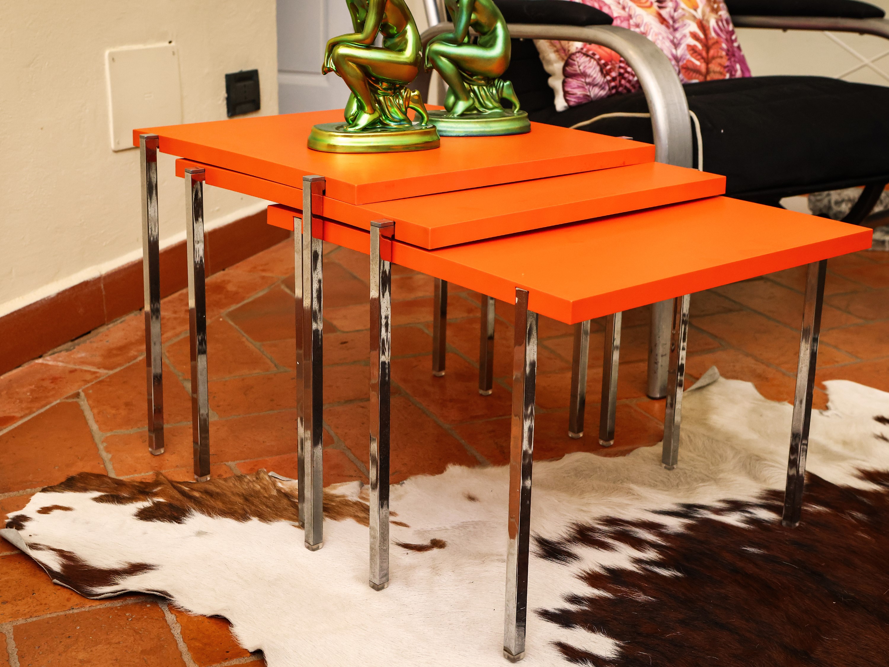 Tris di Tavolini in Laminato Arancione