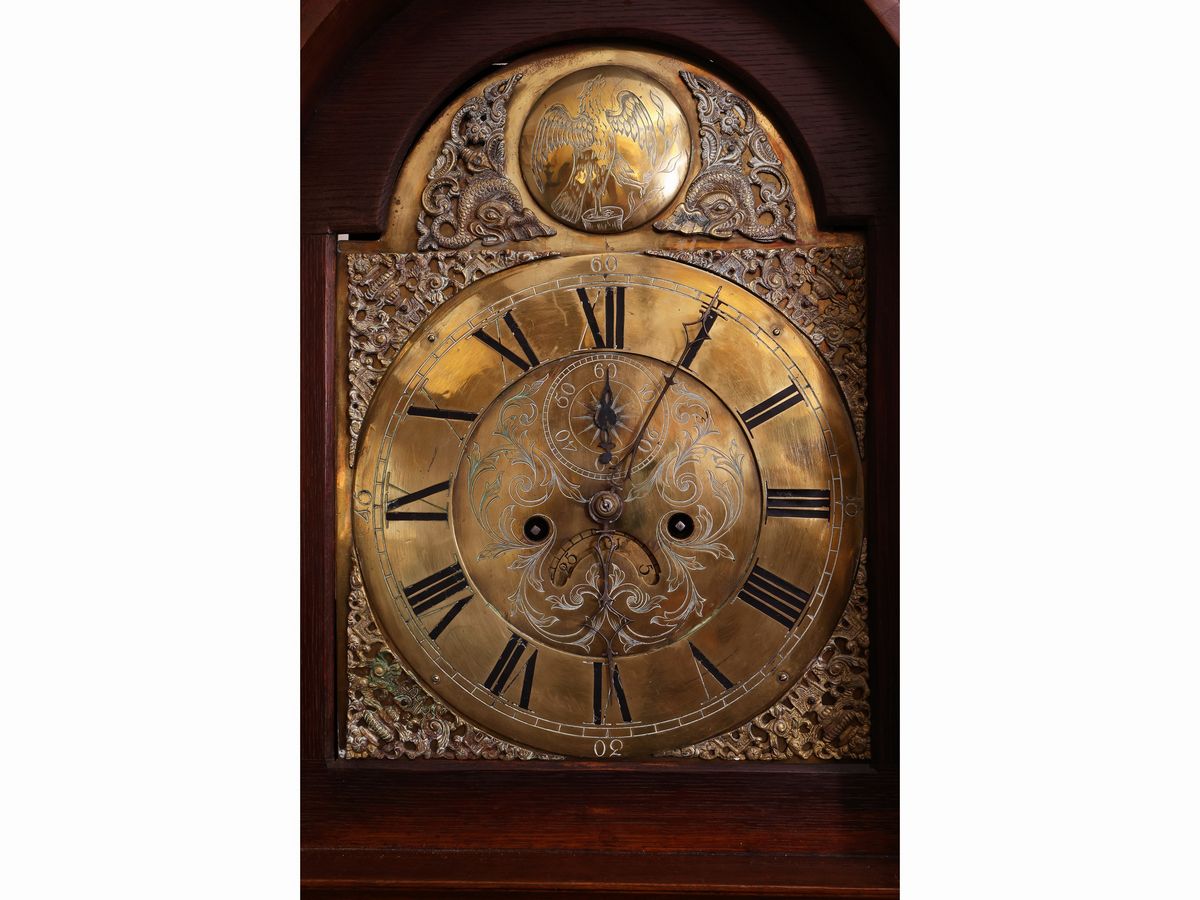 Orologio a Torre Impiallacciato e Dintarsiato in Rovere, Noce ed Altre Essenze