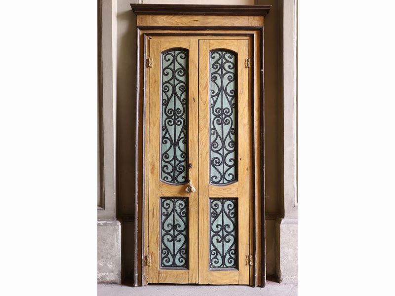 Porta a Due Ante in Legno Tenero
