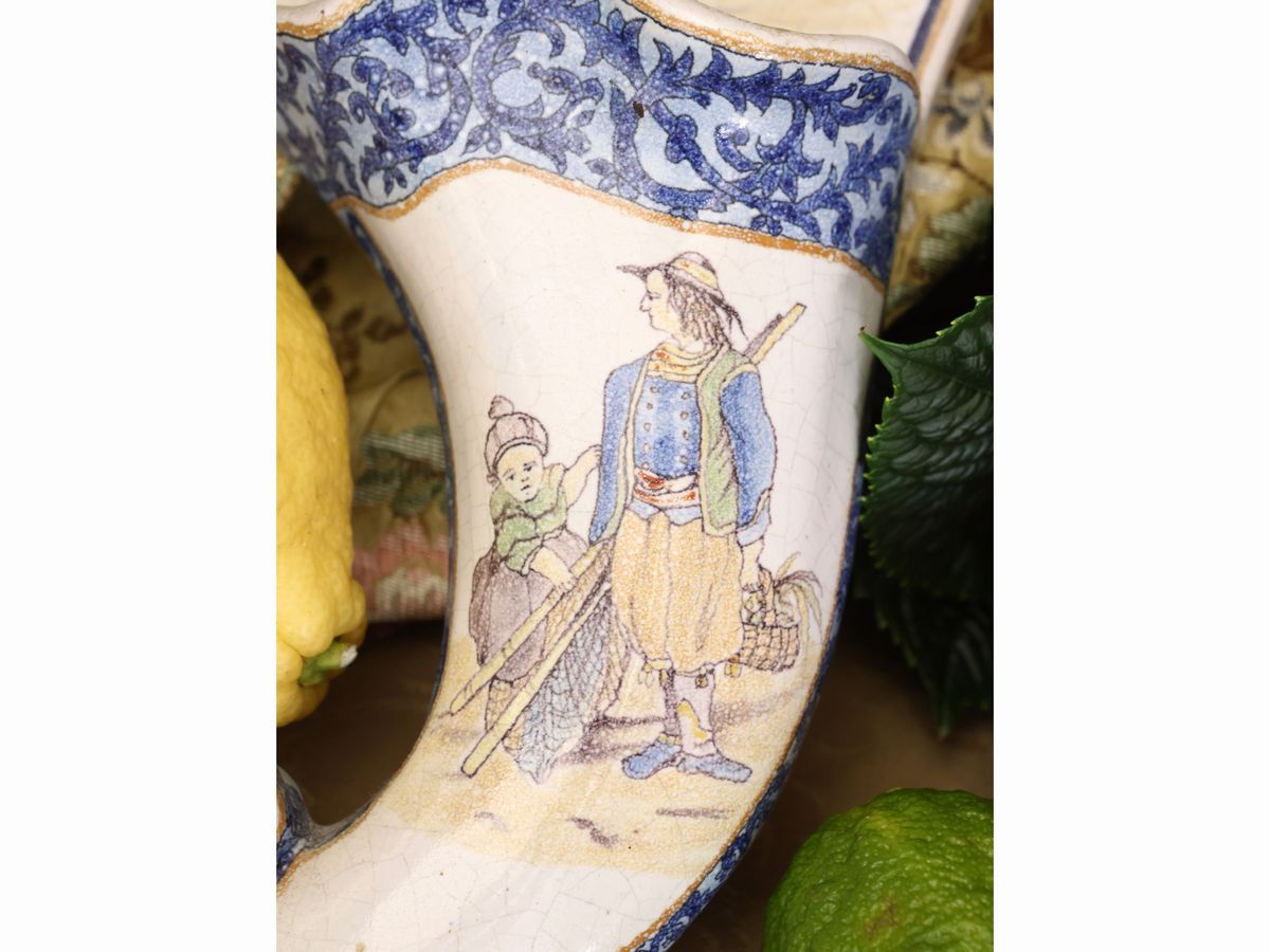 Fioriera a Parete in Maiolica
