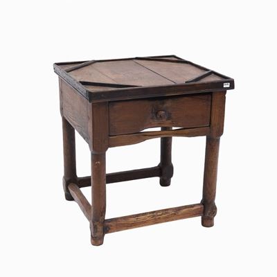Bischetto in Legno Tenero e Castagno