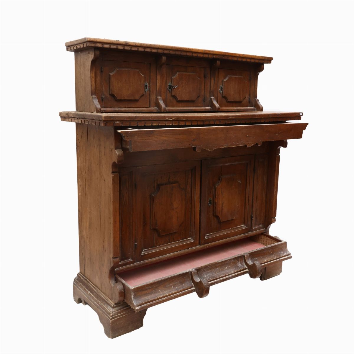Credenza Rustica con Alzata in Noce ed Altre Essenze