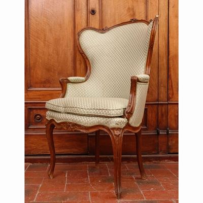 Poltroncina in Noce