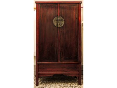 Armadio in Satinwood a Patina Rossa