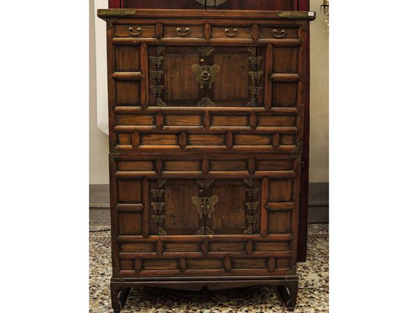 Small teak cabinet  (Korea, 20th century)  - Auction The Modern House - Maison Bibelot - Casa d'Aste Firenze - Milano