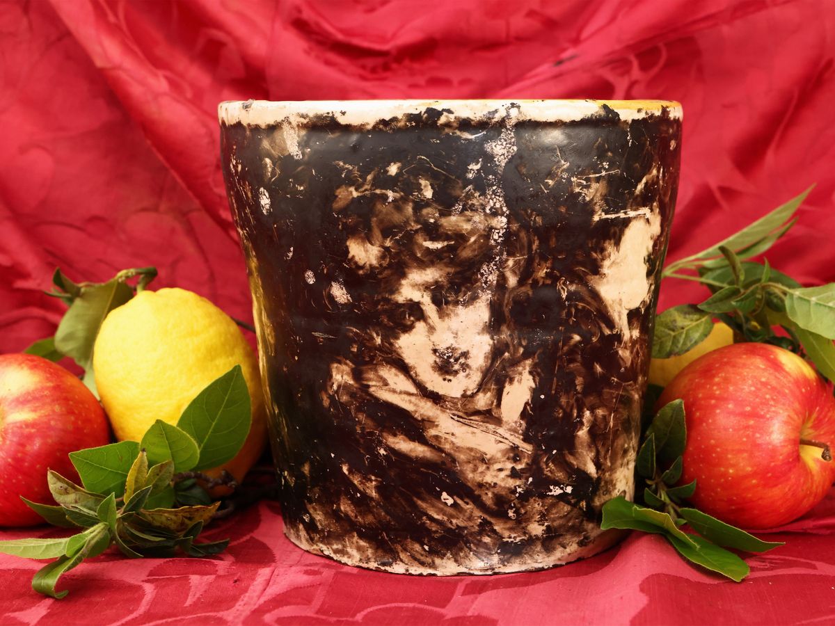 Antonio Mancini - Vaso in Terracotta