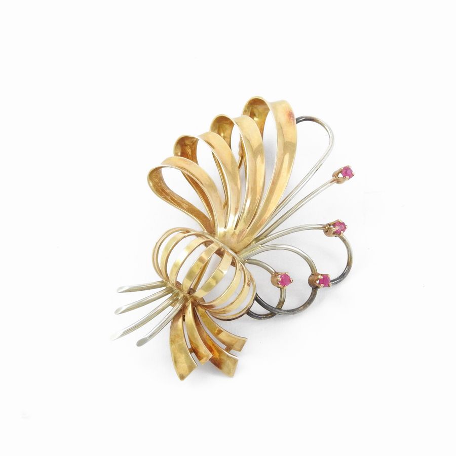 Spilla in Oro Bianco e Giallo con Rubini Sintetici