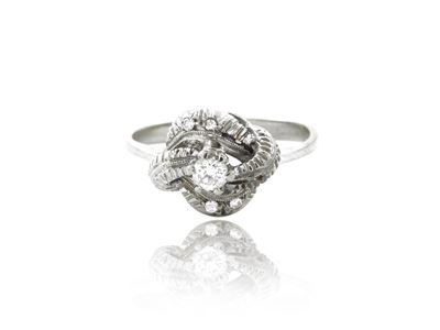 Anello Solitario in Oro Bianco con Diamante