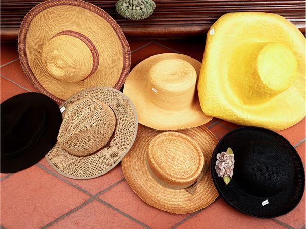 Sette cappelli vintage