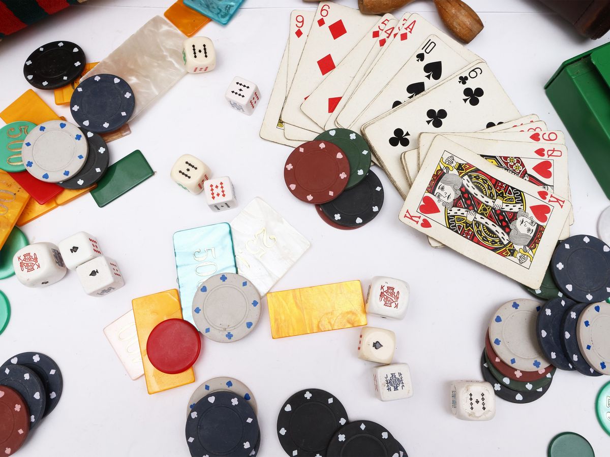 Assortimento di Accessori da Gioco