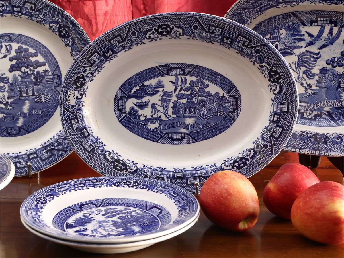 Servizio di Piatti in Terraglia, Società Ceramica Richard