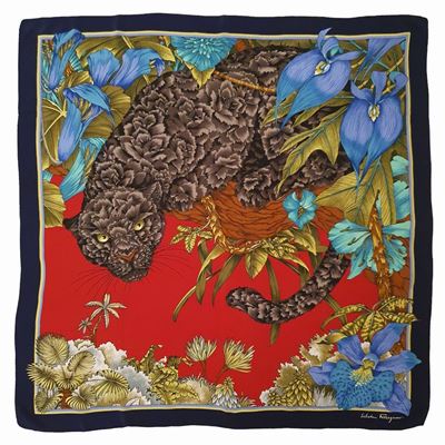 Salvatore Ferragamo Foulard "pantera" di Fulvia Ferragamo