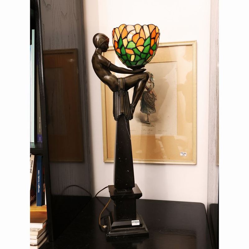 Lampada da Tavolo Ad Imitazione dello Stile Art Nouveau