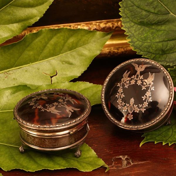 Pair of silver ring boxes