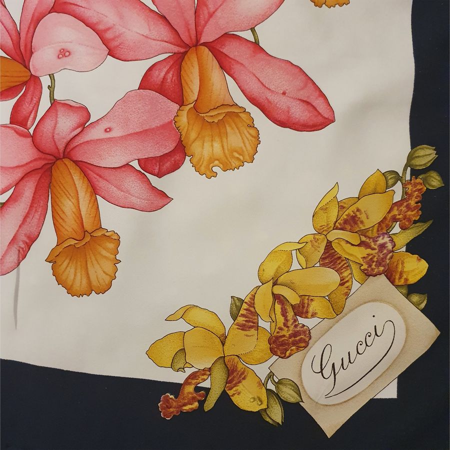 Gucci Foulard in Seta con Orchidee