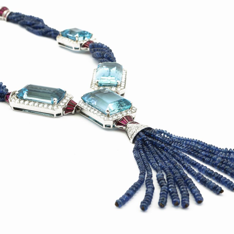 Collana Petochi in Oro Bianco con Diamanti, Rubini, Zaffiri e Acquamarine