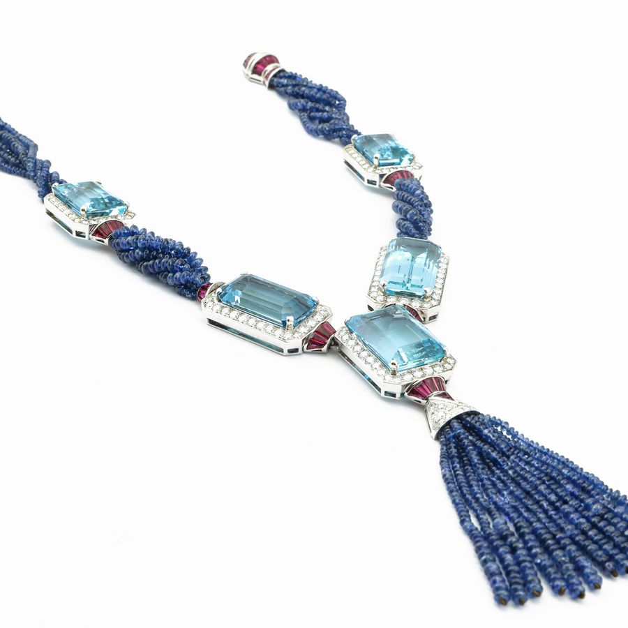 Collana Petochi in Oro Bianco con Diamanti, Rubini, Zaffiri e Acquamarine