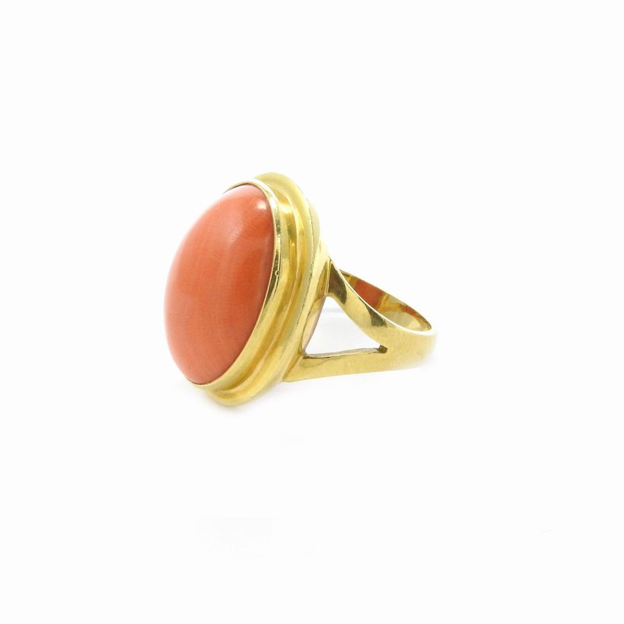 Demi Parure Anello e Orecchini in Oro Giallo con Corallo Rosa Arancio