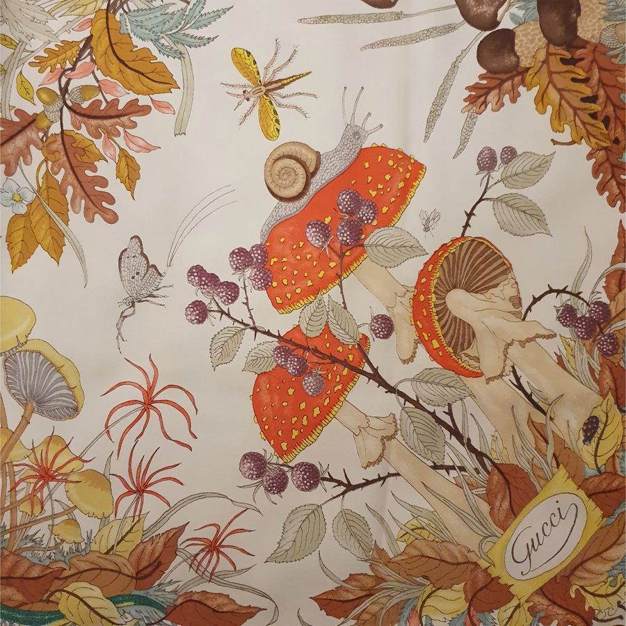 Gucci Foulard "funghi" di V.accornero