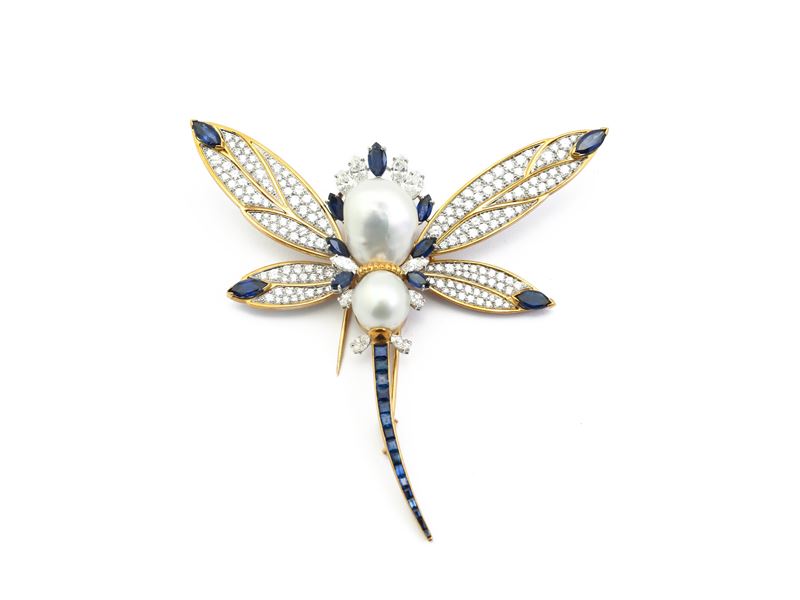 Spilla Animalier in Oro Bianco e Oro Giallo con Diamanti, Zaffiri e Perle Barocche