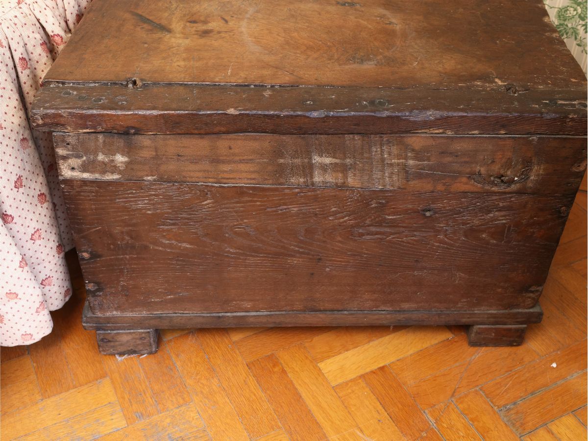 Piccola Cassapanca Rustica in Legno di Castagno