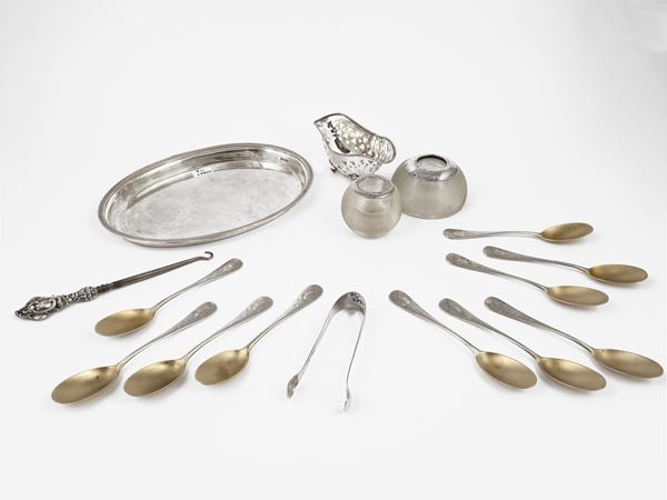 Assortimento di accessori in argento d'epoca