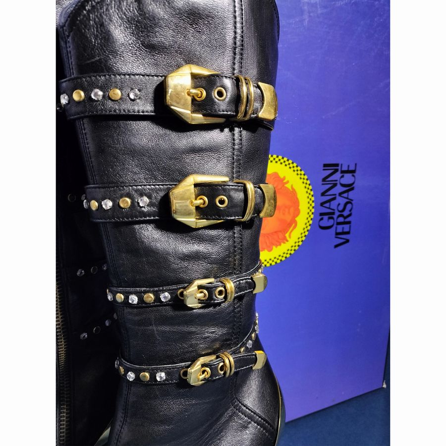 Gianni Versace Stivali in Pelle Nera con Borchie