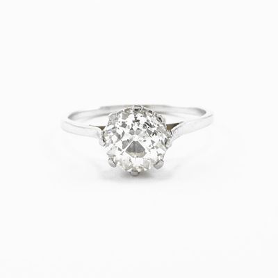 Anello Solitario in Platino con Diamante