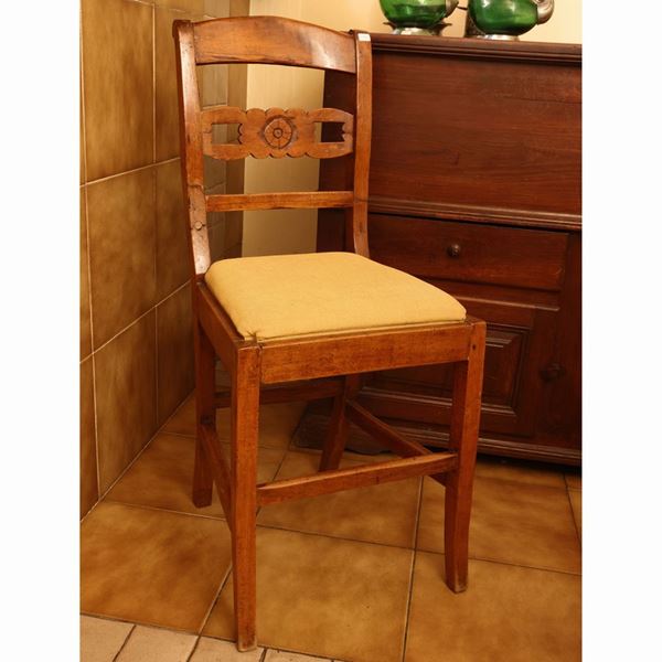 Serie di cinque sedie rustiche in noce  (metà del XIX secolo)  - Asta Due collezioni pisane - Maison Bibelot - Casa d'Aste Firenze - Milano