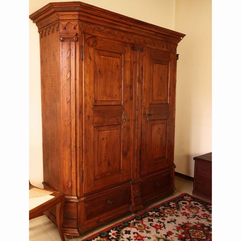 Armadio in Legno Tenero