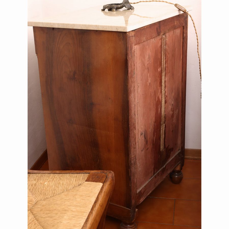 Comodino in Piuma di Noce