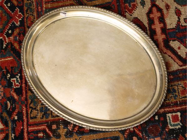 Oval tray in silver  - Auction Two collections from Pisa - Maison Bibelot - Casa d'Aste Firenze - Milano