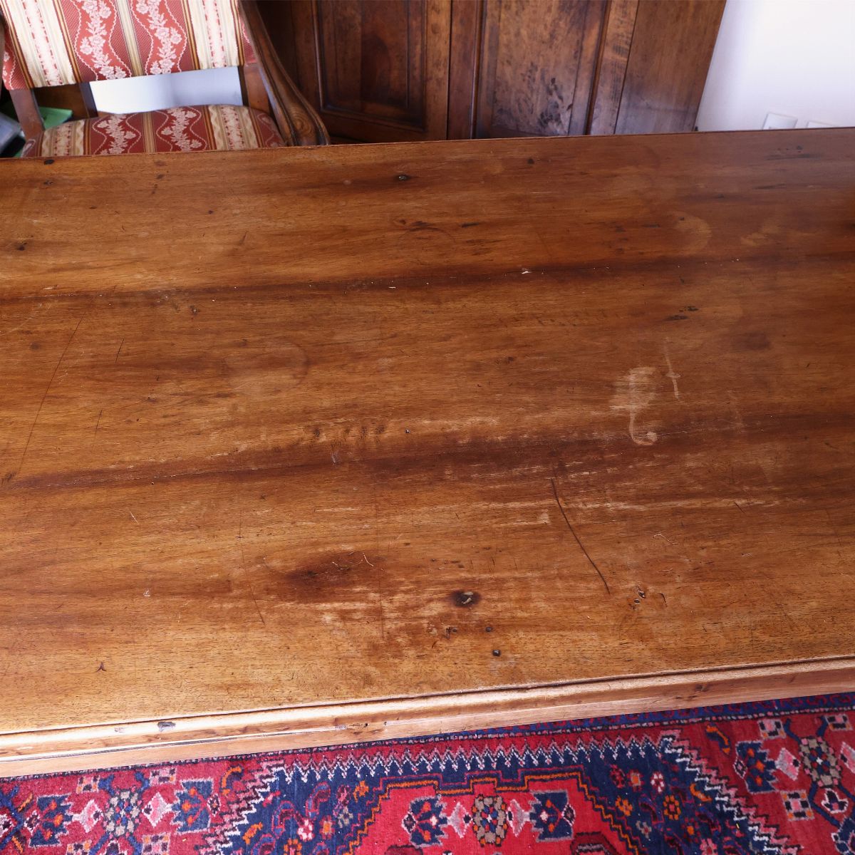 Grande tavolo da biblioteca in noce