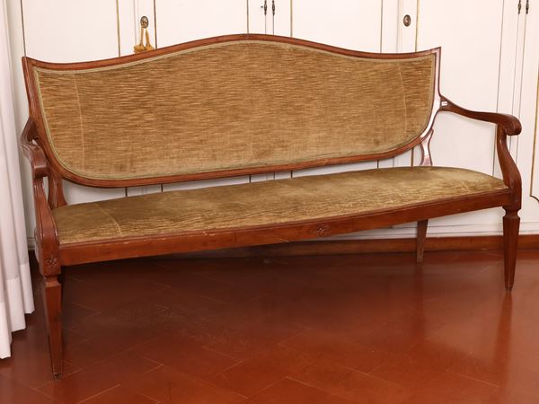 Walnut sofa  (late 18th century)  - Auction The art of furnishing - Maison Bibelot - Casa d'Aste Firenze - Milano