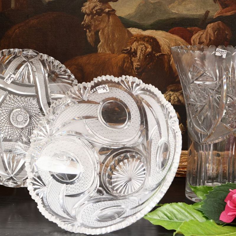 Tre Oggetti Decorativi in Cristallo Molato