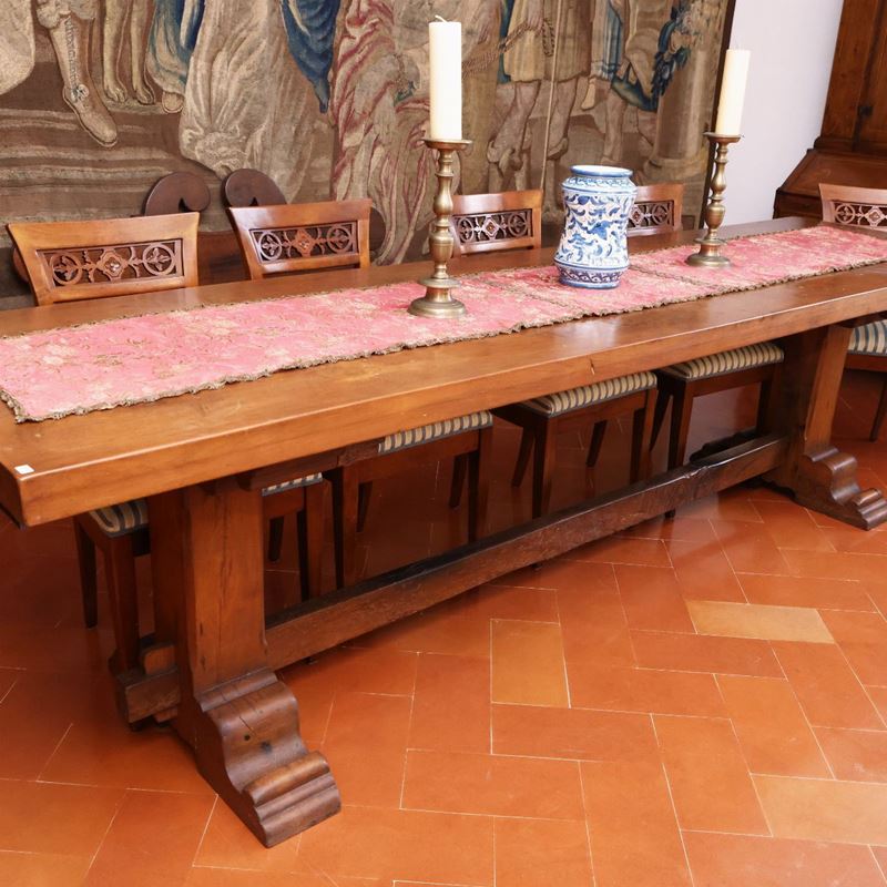 Grande Tavolo a Fratina in Noce