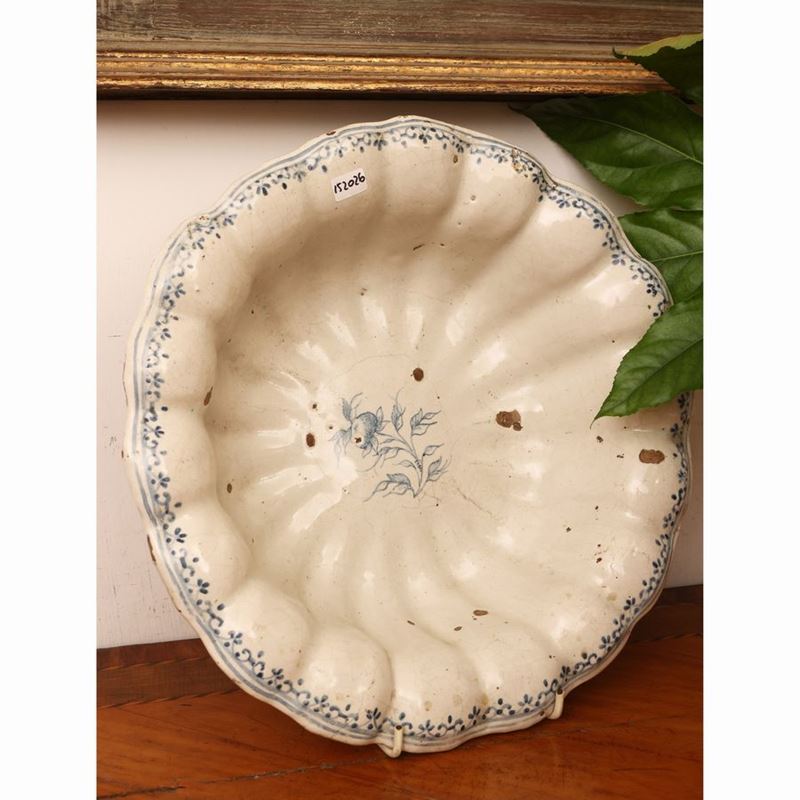 Bacile in Maiolica