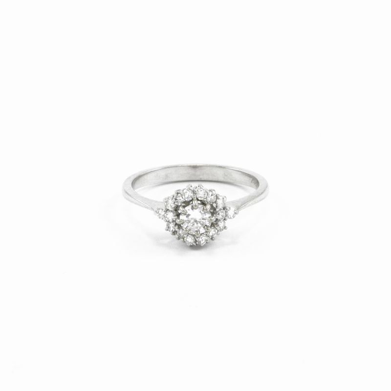 Anello in Oro Bianco con Diamanti