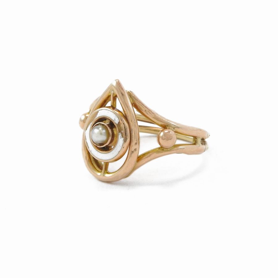 Due Anelli e Due Spille in Oro a Basso Titolo e Argento con Gemme Sintetiche e Semipreziose
