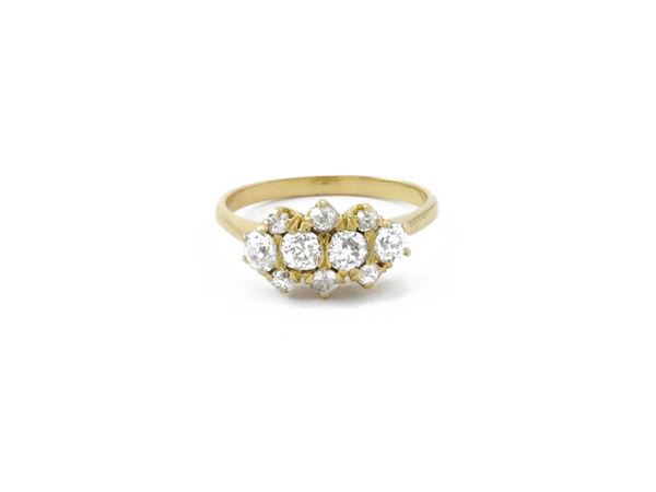 Yellow gold ring with old cut diamonds