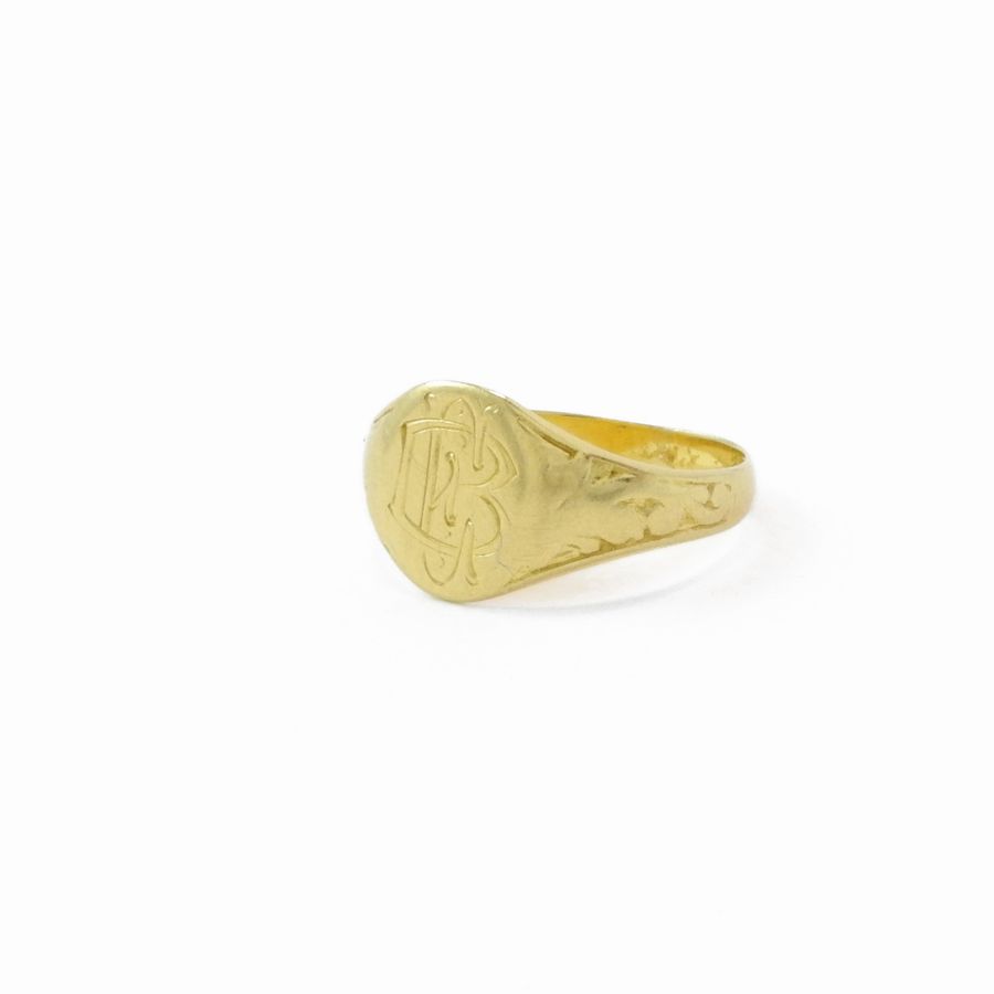 Quattro Anelli in Oro Giallo e Argento con Paste Vitree, Doppiette e Marcassiti