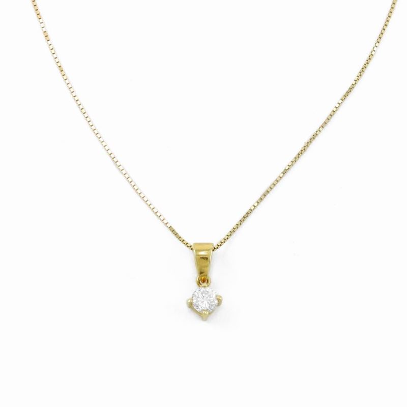 Catenina con Pendente Punto Luce in Oro Giallo con Diamante
