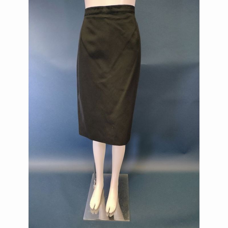 Yves Saint Laurent Variations Gonna Nera