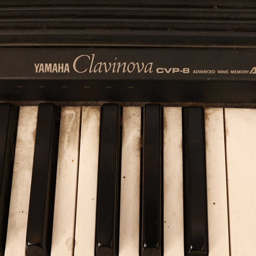 Yamaha Clavinova CVP-8 digital piano - Auction A house on