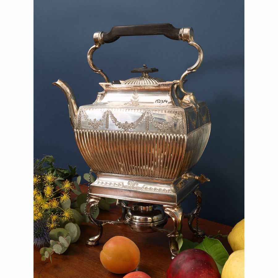 Samovar in Metallo Argentato, Philip Asheerry & Sons