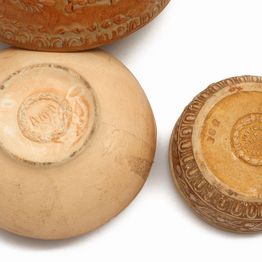 Lotto di Accessori in Terracotta di Signa