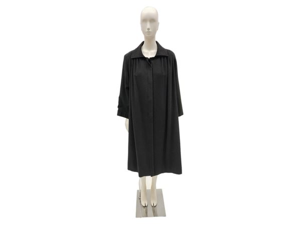 Black coat in woolen cloth
